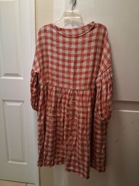SimplyGrey Women's Orange and White Gingham Long-Sleeve Smock Dress